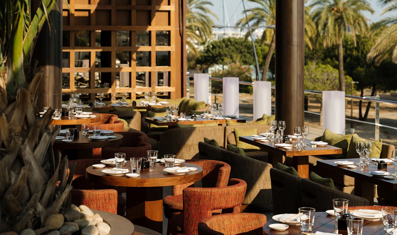 Contemporary Japanese restaurant in Ibiza with great views of